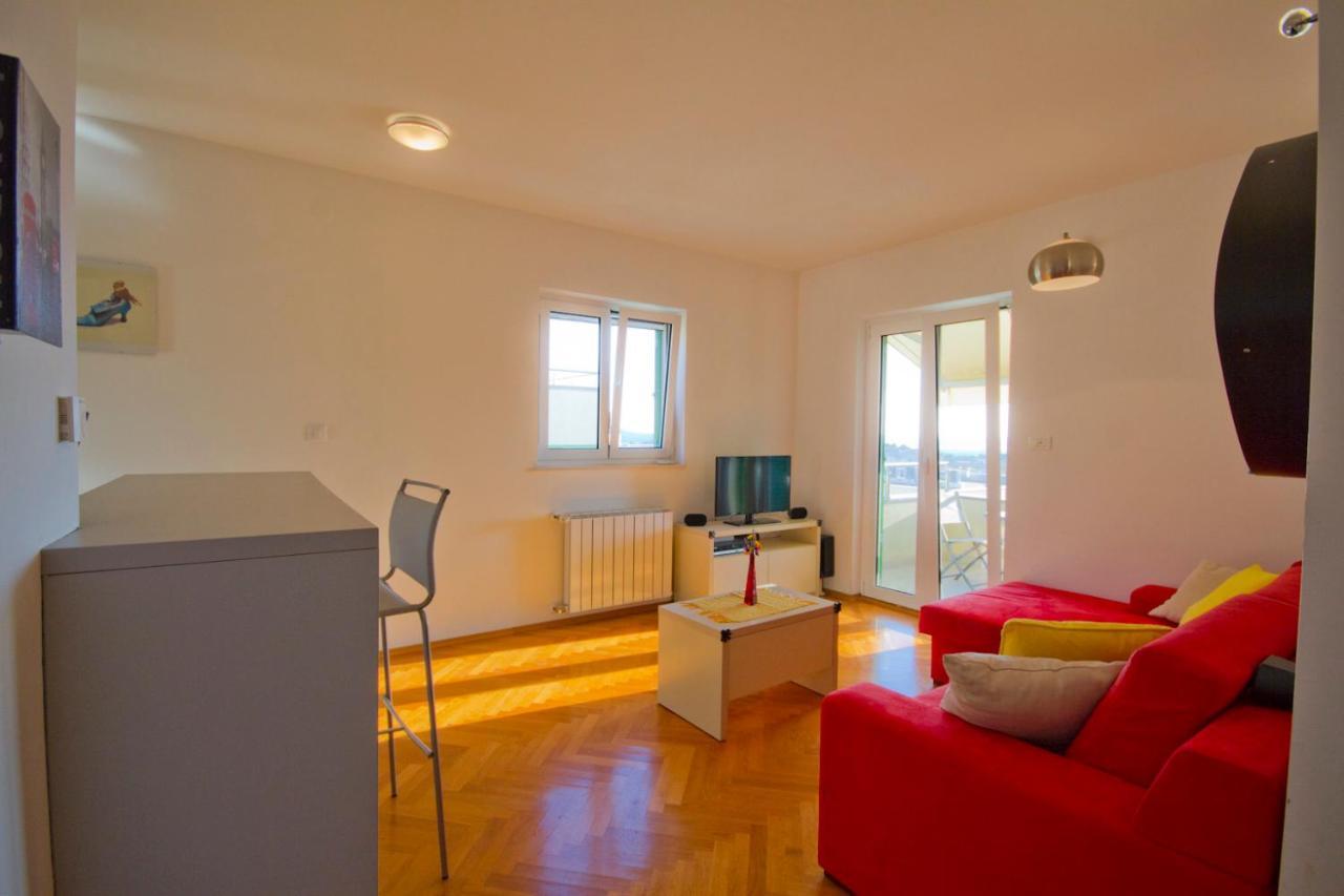 Apartman Roko Apartamento Šibenik Exterior foto
