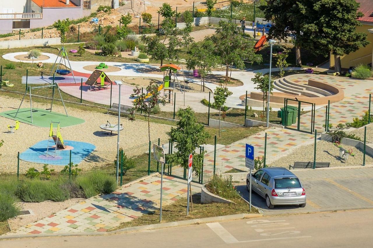 Apartman Roko Apartamento Šibenik Exterior foto