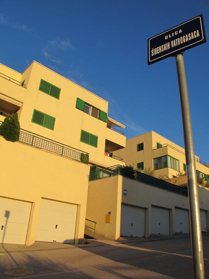 Apartman Roko Apartamento Šibenik Exterior foto